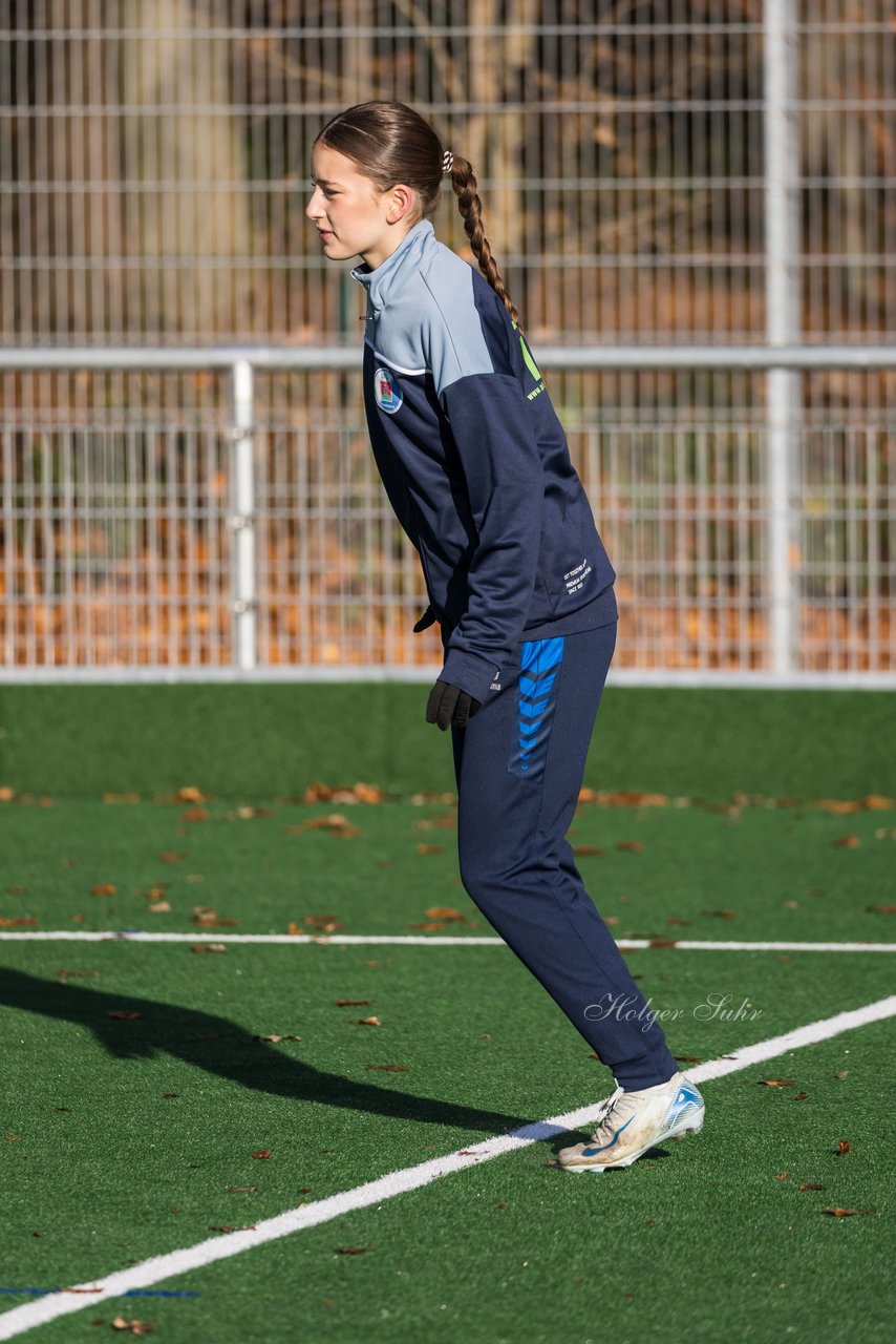 Bild 68 - wBJ VfL Pinneberg2 - Eimsbuttler TV 3 : Ergebnis: 5:0